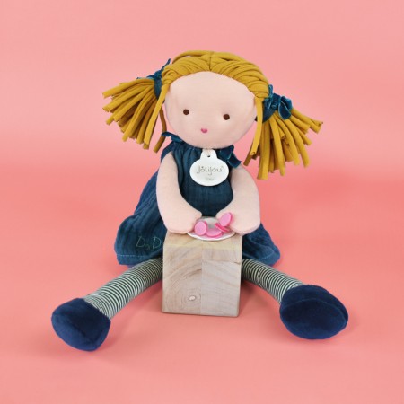 poupee avec couettes blondes, robe et chaussons bleu marine - Jolijou